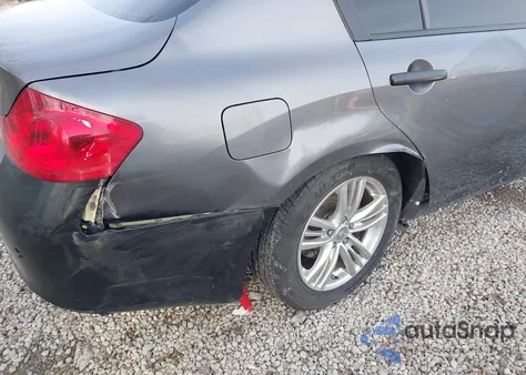 2013 Infiniti G37X z USA, uszkodzony, nr VIN JN1CV6AR9DM358861